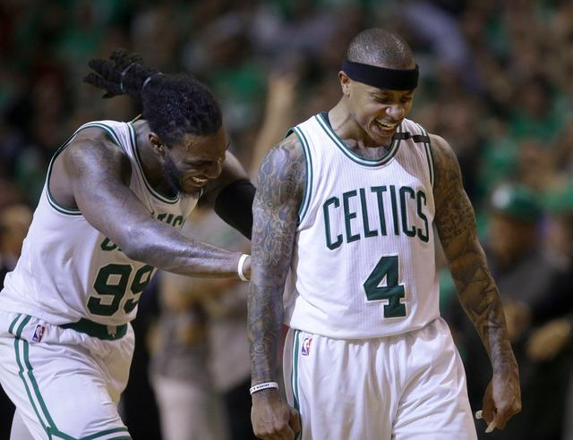 欧冠淘汰赛前瞻：拜仁客战巴黎,（欧冠淘汰赛看点：拜仁做客挑战巴黎）