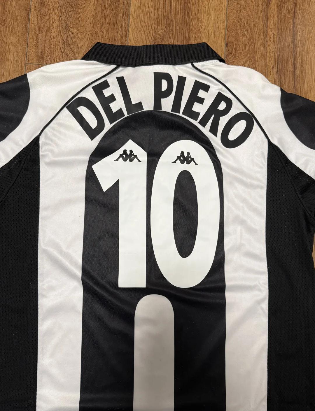 talkSPORT：曼联更衣室认为本赛季是B费在球队的最后一个赛季（据talkSPORT报道，曼联更衣室普遍认定本赛季将是B费在队的最后一季）