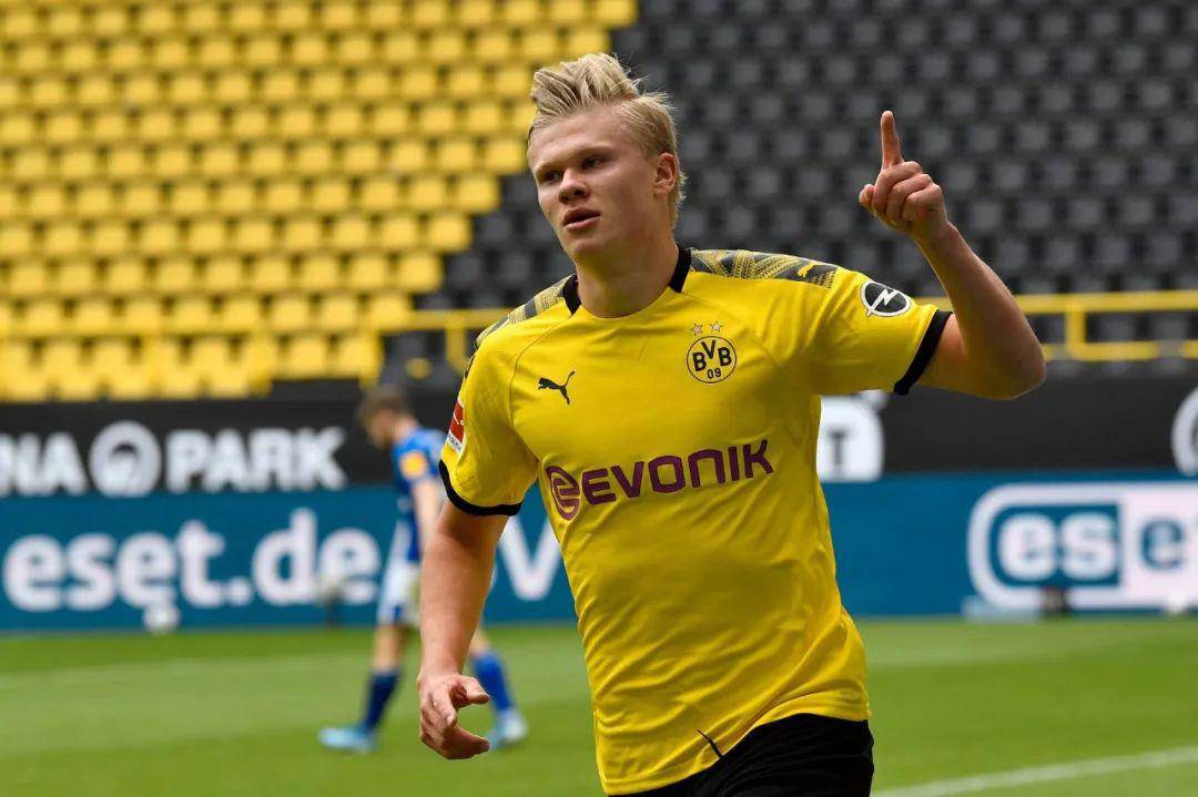 小蜘蛛谈与巴萨的传闻：这并不让我困扰，我尽量不去过多关注（小蜘蛛回应巴萨传闻：不受影响，尽量少关注）