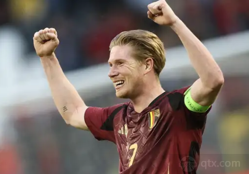 记者：邵佳一执教国足会带着部分在青岛西海岸的助手（记者：邵佳一若执掌国足，将携青岛西海岸部分助手）